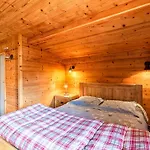 Appartement Duplex Aux Gets Avec Parking Et Cuisine Equipee - Fr-1-671-37
