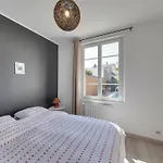 Maison Renovee Avec Piscine, Jardin Clos Et Terrasse, A 5 Min De La Plage Et Des Commerces - Fr-1-706-5