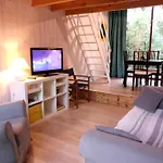 Pretty House With Double Terrace Near The Ocean