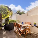 Gite Charmant A Guerande: 3 Ch., Jardin Clos, Proche Plages Et Commerces, Parking Prive, Wifi Inclus - Fr-1-306-1259