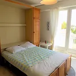 Royan - Studio Lumineux Au Calme - 30M De La Plage - Quartier Du Parc