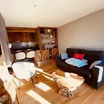 Appartement Renove 3* Au Coeur De La Clusaz Avec Balcon Et Parking - Fr-1-459-203