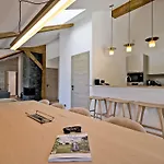Appartement Renove Avec Ski Aux Pieds, 4 Chambres Et Prestations Incluses A Courchevel - Fr-1-613A-29