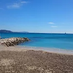 T3 Sur La Plage Vue Feerique Mer,Wifi, Pkg , Clim