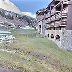 Bel Appartement Cosy De 50M² Pour 4 Pers, Pied Des Pistes Meribel Mottaret Avec Terrasse Et Parking - Fr-1-411-913