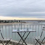 Ref 236 - Larmor-Plage Type 2 Avec 3 Balcons Pleine Vue Mer Et Au Pied Du Centre