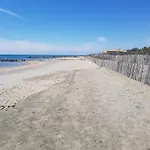 Tahiti Beach, T2 A La Mer, Piscine, Terrasse Et Parking