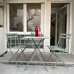 Studio Cosy Avec Piscine