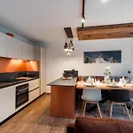 Nouveau ! Appartement Neuf Thoms, 2 Suites Parentales Et 1 Coin Montagne, Pour 6 Personnes