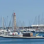 Appartement T3 Spacieux Avec Vue Sur L'Etang De Thau Au 1Er Etage D'Une Villa - Entree Independante