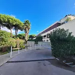 Superbe T2, A 5 Min De La Plage, Avec Garage