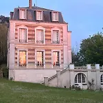 Suite Avec Grande Terrasse Et Parc - Gite Classe 4 Etoiles