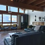 Arc 1800, Le Chalet Manaro Avec Sa Vue Panoramique