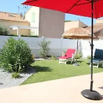 Spacieuse Et Belle Villa Climatisee Pour 9 Couchages, Wifi, Piscine Commune, 250 M De La Plage Dans Residence Lrma6465