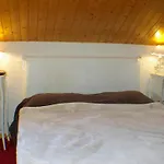 Appartement Chaleureux 4 Pieces, 6 Pers, Proche Commerces, Pistes Et Navette A Meribel - Fr-1-411-18