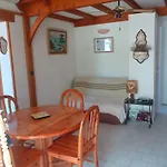 Villa Calme, Climatisee, Avec Grande Terrasse Et Jardin, Proche Commodites - Fr-1-387-87
