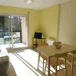 Appartement 2 A 4 Personnes A 100 M De La Mer - Gwendal