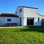 La Maison Manole