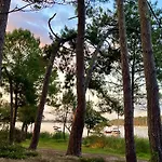 Maison Renovee Avec Vue Exceptionnelle Sur Le Lac