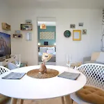 Lr1 - Vue Mer & Plage A Pied - Ressourcant & Paisible