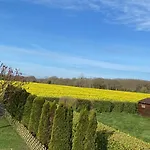 Le Gite Des Crapauds Rouges