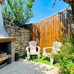 Petite Location Au Calme Proche Du Centre Village Et Du Marche