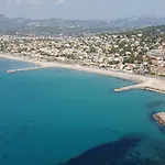 T2 Neuf Et Calme Au Coeur De Sanary Avec Terrasse Et Box