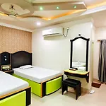 Hotel Samrat