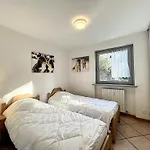 Chamonix: Appartement 3 Pieces, 6 Pers, Balcon, Garage, Wifi - Fr-1-507-74