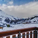 Les Menuires, 2 Pieces Pour 4 Personnes Au Pied Des Pistes - Fr-1-178-23