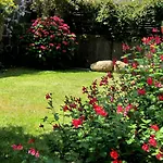 Maison Bretonne Avec Jardin, Au Coeur De Ploumanac'H En Perros-Guirec - Ref 343