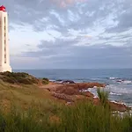 Vivez Dans Cet Ancien Semaphore Avec Vue Mer