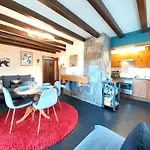Studio Spacieux Pour 4 Personnes A 1700M Avec Balcon, Acces Direct Aux Pistes Et Equipements Complets. - Fr-1-457-290