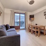 Appartement Fonctionnel Et Lumineux A Proximite Des Pistes Balcon - Fr-1-344-1020