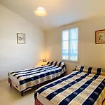 Maison Familiale En Plein Coeur De La Couarde Sur Mer