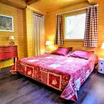 Chalet Independant Avec Navettes Gratuites, Parking Et Cuisine Equipee - Fr-1-524-17