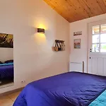 Dans Le Centre De La Couarde, Superbe Villa Familiale