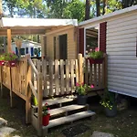 Bungalow Charmant Pres De Saint Brevin Les Pins Avec Piscine Partagee