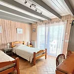Emplacement Ideal, Au Calme Et Proche De La Plage