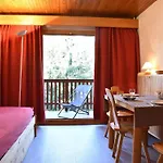 Charmant Appartement A Meribel, 4 Pers, Proche Pistes Et Commerces - Fr-1-180-74