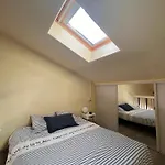 Studio Mezzanine A 100M De La Plage Avec Balcon, Apercu Mer Et Parking - Saint-Jean-De-Luz - Fr-1-239-576