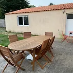 Maison Familiale La Baie 10 Ps En Cote De Jade