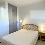 Appartement 2 Pieces Climatise Avec Terrasse Et Parking A Port-La-Nouvelle - Fr-1-229C-24
