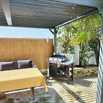 Maison Boisvinet Saint-Gilles-Croix-De-Vie, 4-5 P, Belle Cour Interieure, 200M Plage