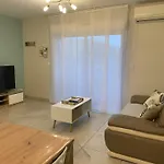 Appartement Calme, Climatise 3Min A Pied De La Mer