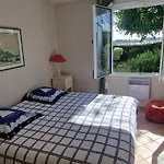 Villa Au Bord De L'Eau