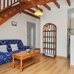 Stunning Apartment In La Rochelle With Kitchen