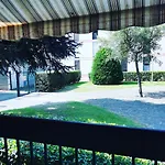 Studio Cosy Avec Balcon Et Vue Jardin A Saint Cyprien 25 M²