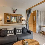 Apartment Cry - Alpes Travel - Central Chamonix