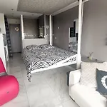 Odyssee Charnelle Heliopolis Cap D'Agde